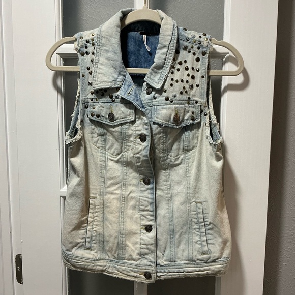 Free People Studded Light Wash Jean Vest - Picture 7 of 16